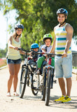 Cyklistice se můžete věnovat i s malými dětmi a výlety si užije celá rodina